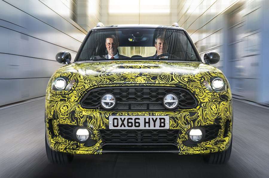 MINI Countryman Baru Akan Punya Mesin Hybrid MINI Countryman Baru Akan Punya Mesin Hybrid