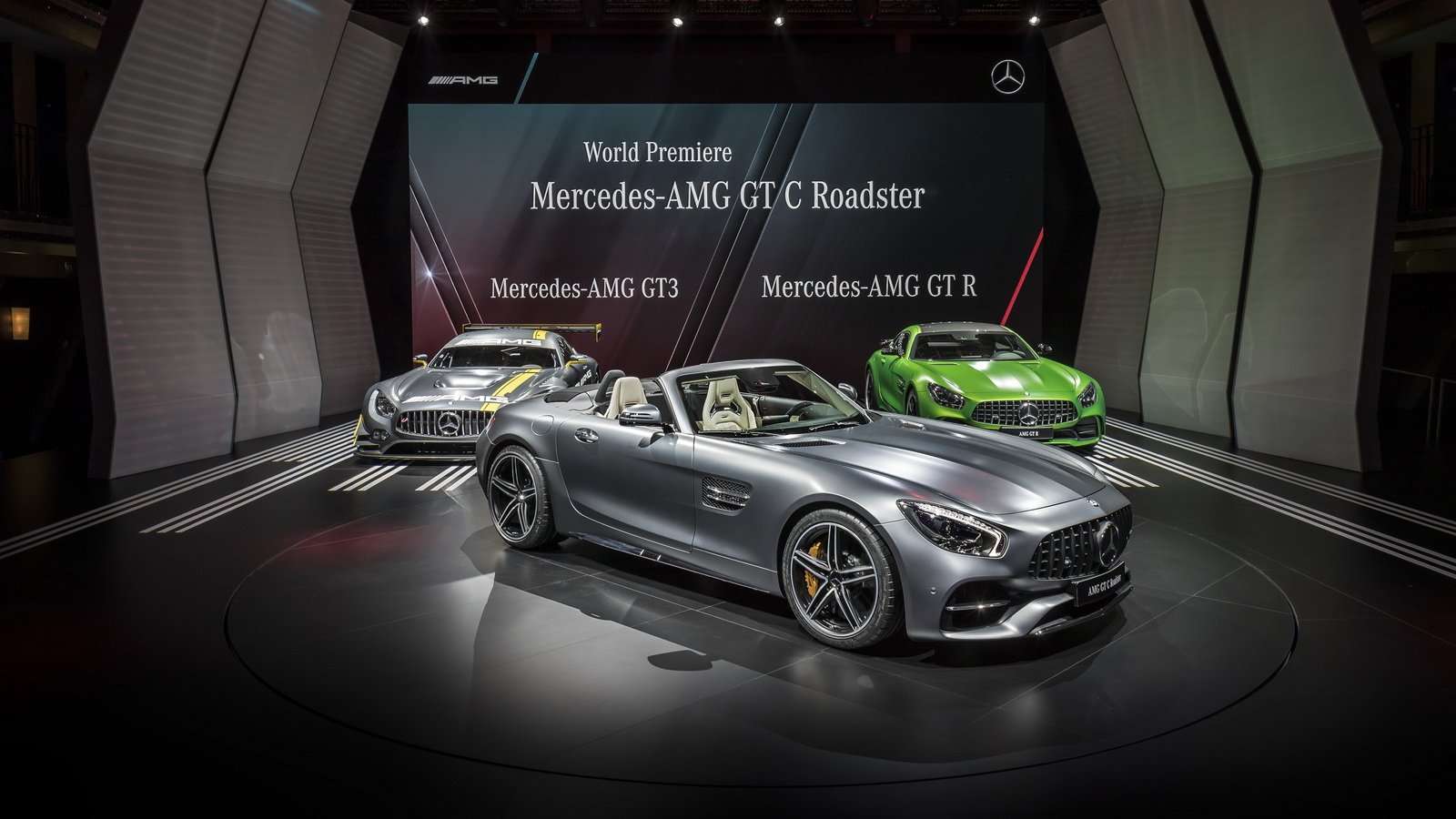Mercedes-AMG GT C Roadster Bertenaga 547 HP Mercedes-AMG GT C Roadster Bertenaga 547 HP