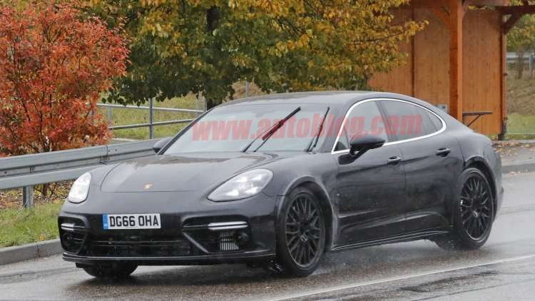 Bentley Flying Spur Baru Diuji Pakai Bodi Porsche Panamera Bentley Flying Spur Baru Diuji Pakai Bodi Porsche Panamera