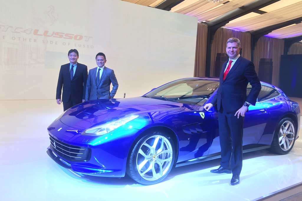 Ferrari GTC4Lusso T Resmi Hadir di Indonesia Ferrari GTC4Lusso T Resmi Hadir di Indonesia