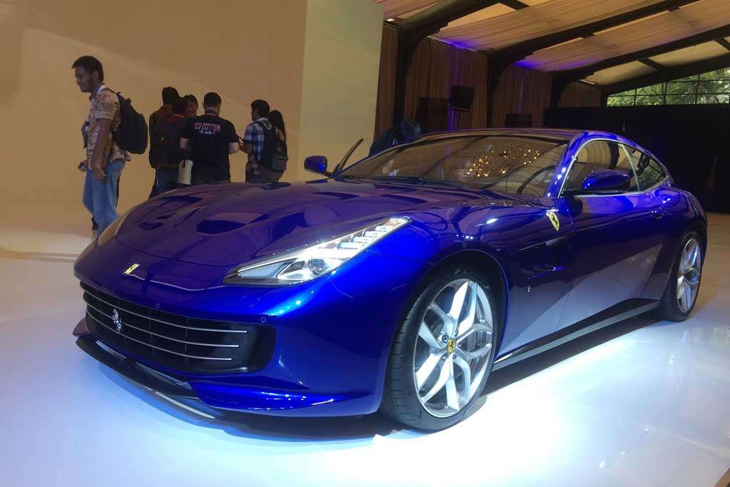 Ferrari GTC4Lusso T Belum Ada Harga, Sudah Ada Dua Pemesan Ferrari GTC4Lusso T Belum Ada Harga, Sudah Ada Dua Pemesan