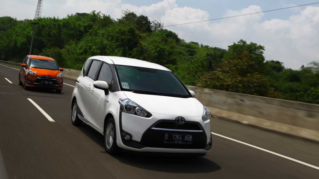 Dominasi MPV dan SUV, Toyota Kuasai Pasar 36% Dominasi MPV dan SUV, Toyota Kuasai Pasar 36%