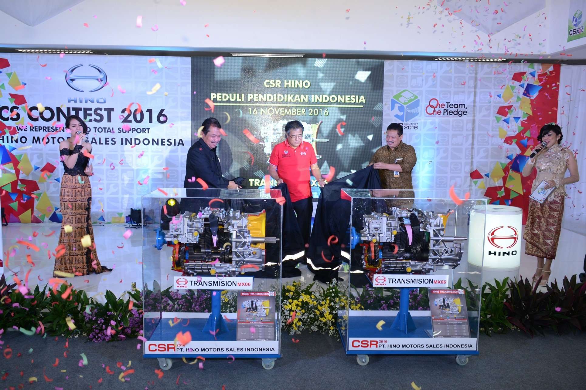 Hino Gelar CSR Bidang Pendidikan, Donasikan 11 Cutting Model Transmisi Hino Gelar CSR Bidang Pendidikan, Donasikan 11 Cutting Model Transmisi