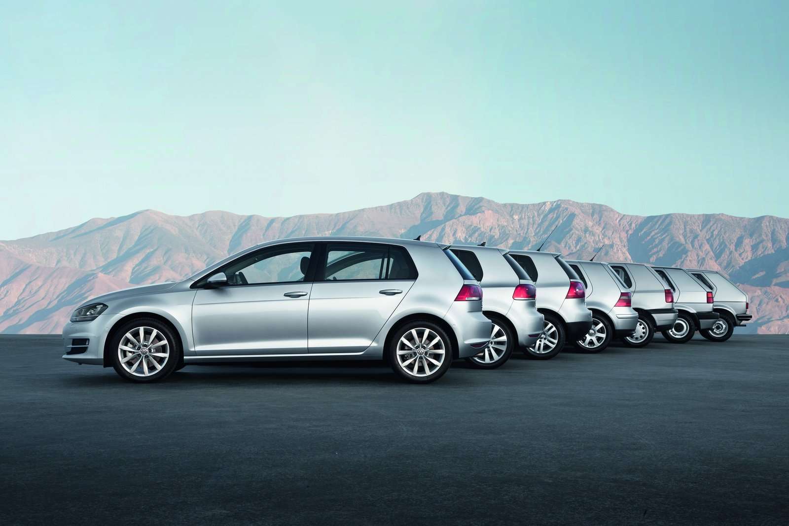 VW Golf Facelift Generasi Ketujuh Segera Diluncurkan VW Golf Facelift Generasi Ketujuh Segera Diluncurkan