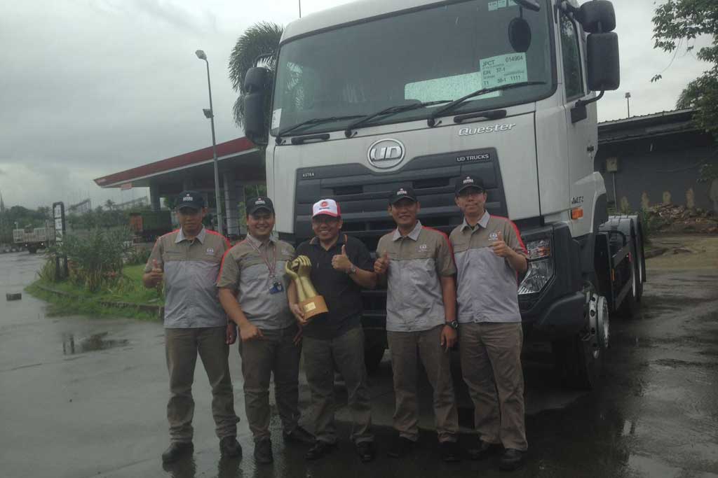 UD Trucks Gelar Layanan Khusus Pengemudi Truk di KM 43 Jakarta-Merak UD Trucks Gelar Layanan Khusus Pengemudi Truk di KM 43 Jakarta-Merak