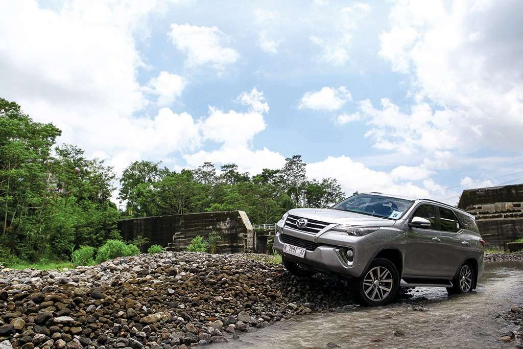 Toyota All New Fortuner VRZ, Beautifully Fierce Toyota All New Fortuner VRZ, Beautifully Fierce