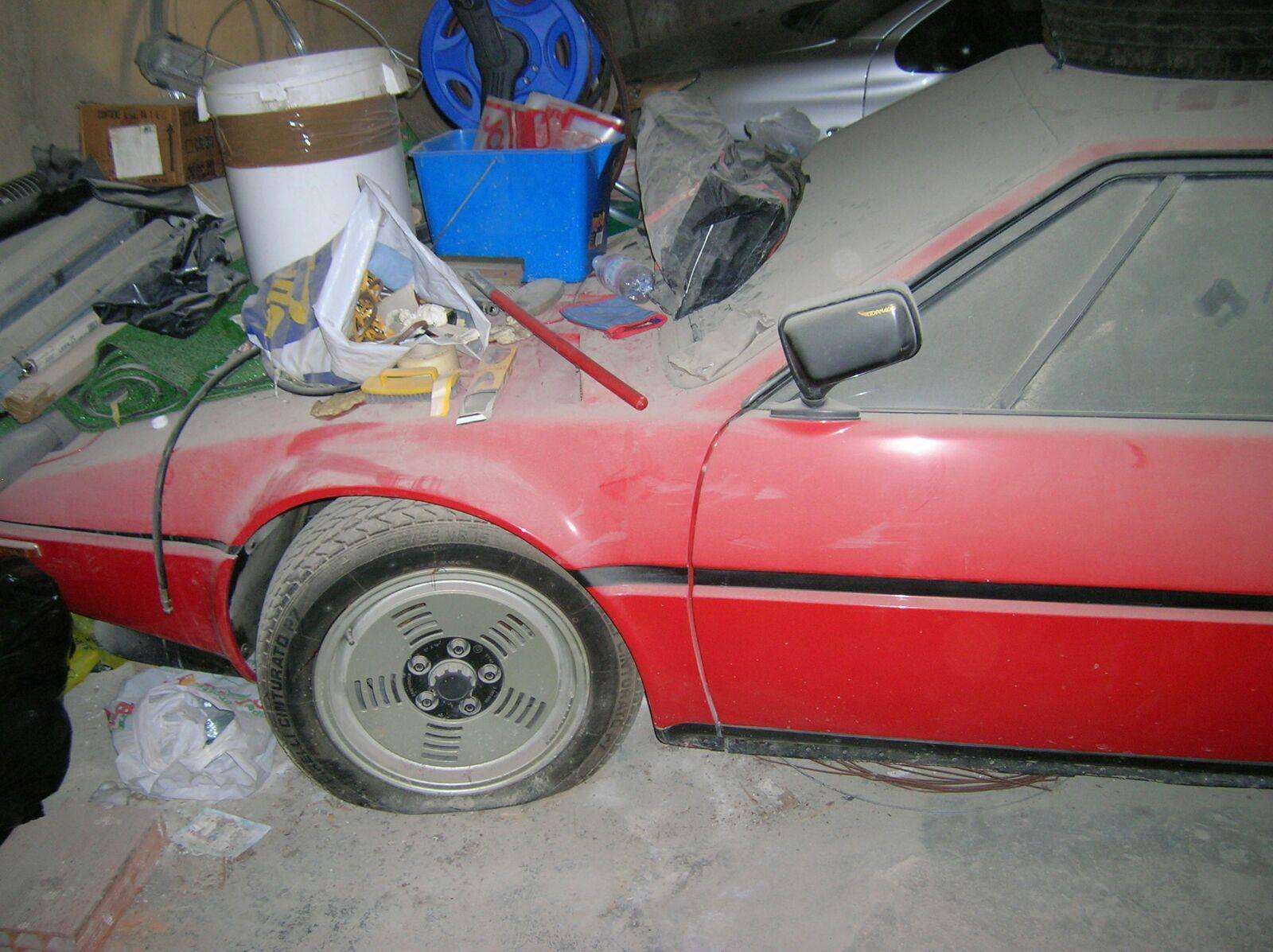 BMW M1 Ini Tertidur Selama 34 Tahun BMW M1 Ini Tertidur Selama 34 Tahun