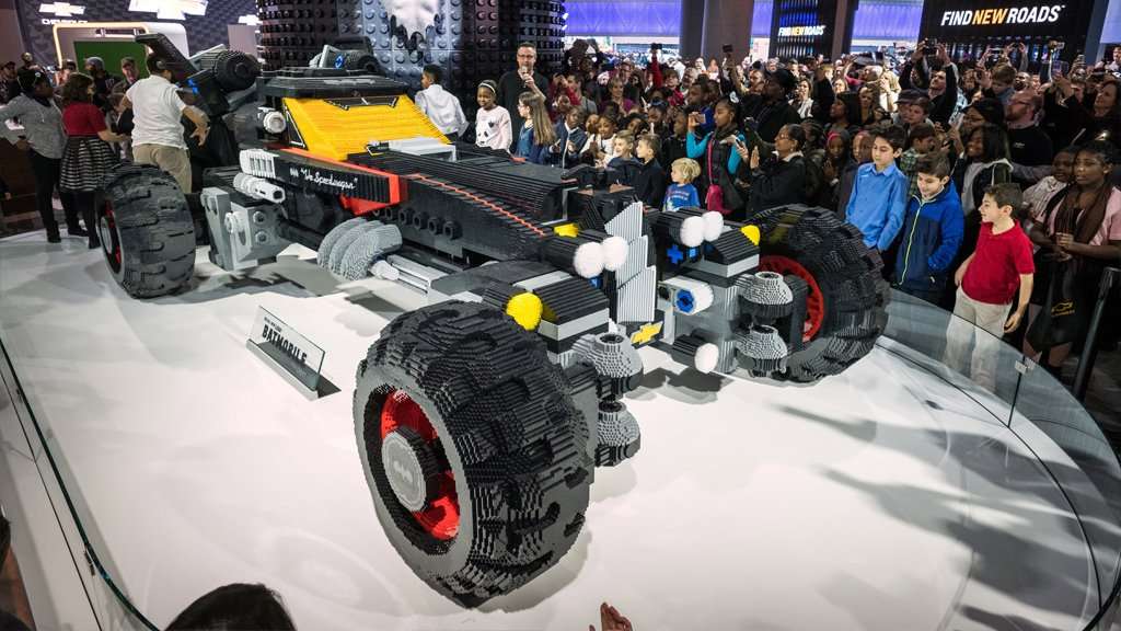 Chevrolet Bangun Batmobile dari 344.187 Lego Chevrolet Bangun Batmobile dari 344.187 Lego