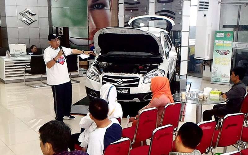 Suzuki Berikan Servis Gratis Khusus Pelanggan SX4 di Makassar Suzuki Berikan Servis Gratis Khusus Pelanggan SX4 di Makassar