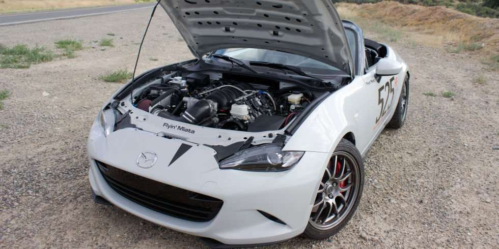 Mazda MX-5 Ini Dibenamkan Mesin V8 Mazda MX-5 Ini Dibenamkan Mesin V8
