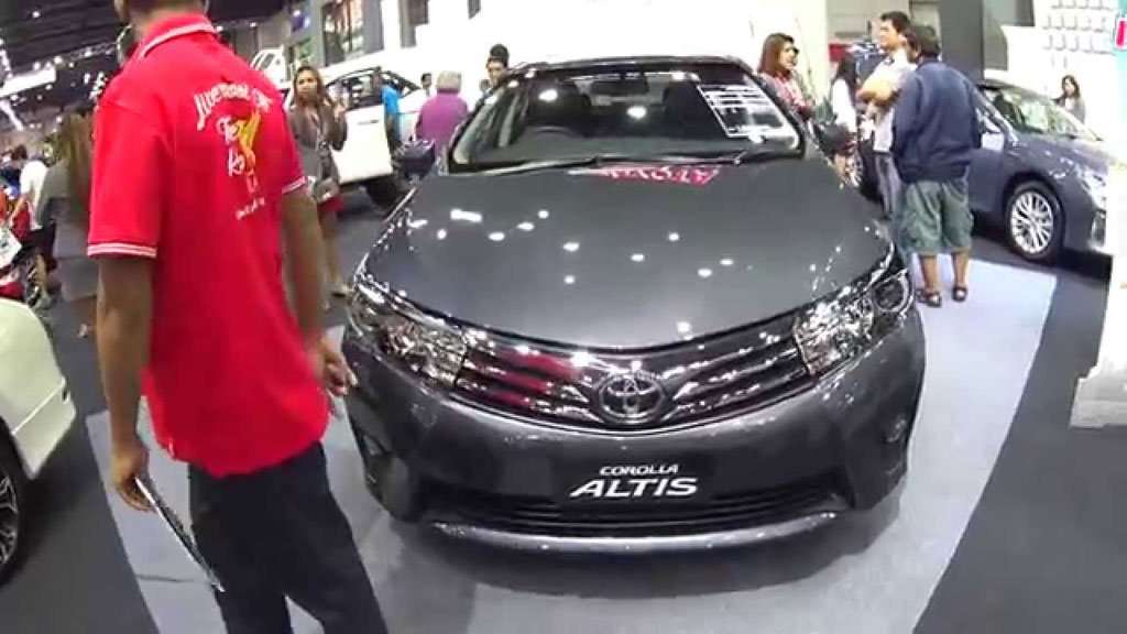 Toyota Corolla Altis Facelift Hadir Bersama Innova Venturer Toyota Corolla Altis Facelift Hadir Bersama Innova Venturer