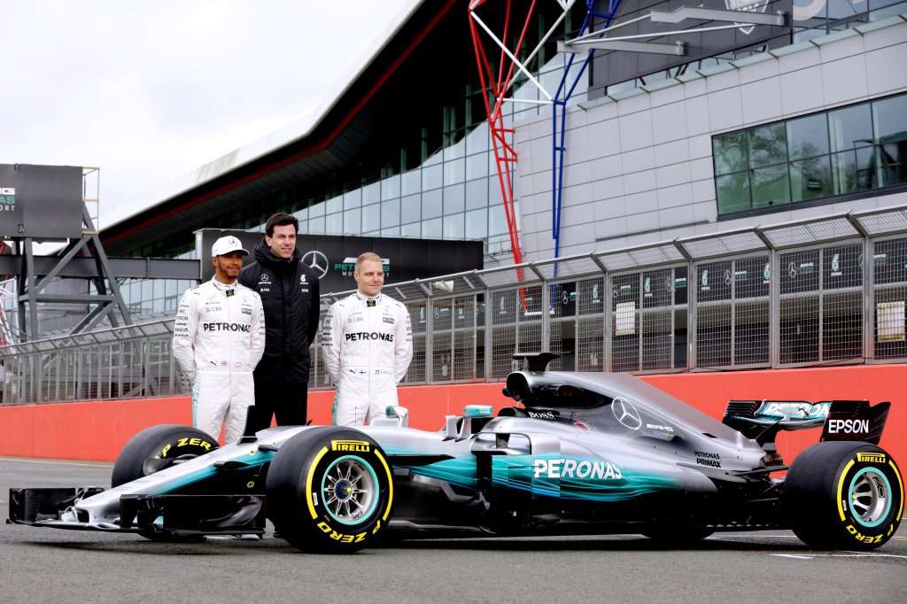 Mercedes-AMG F1 W08 EQ Power+, Senjata Baru Mercedes di F1 Mercedes-AMG F1 W08 EQ Power+, Senjata Baru Mercedes di F1