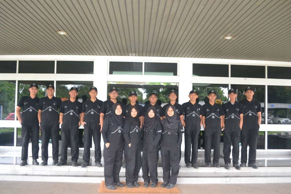 Mercedes-Benz Indonesia Buka Program Beasiswa Mercedes-Benz Indonesia Buka Program Beasiswa