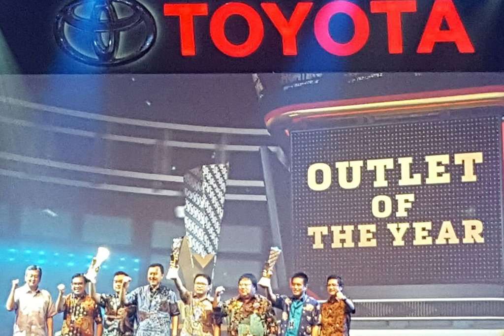 Auto2000 Borong Penghargaan Outlet Terbaik Toyota Auto2000 Borong Penghargaan Outlet Terbaik Toyota