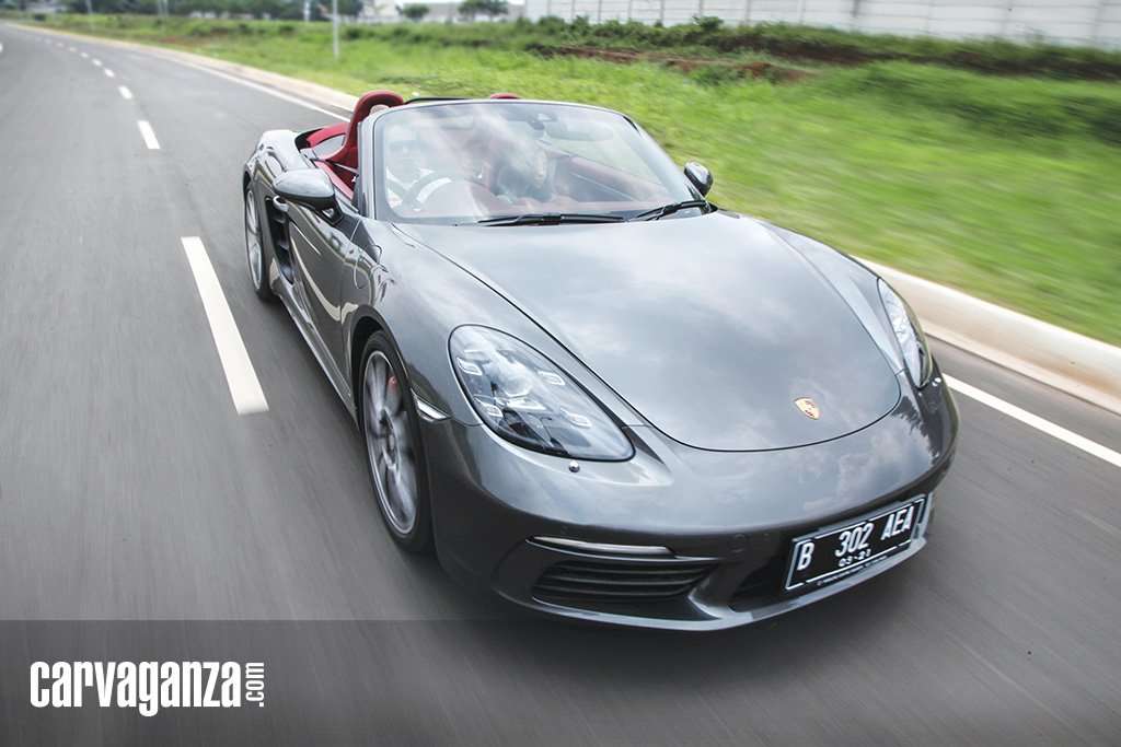 Porsche 718 Boxster S, Everything Right Porsche 718 Boxster S, Everything Right