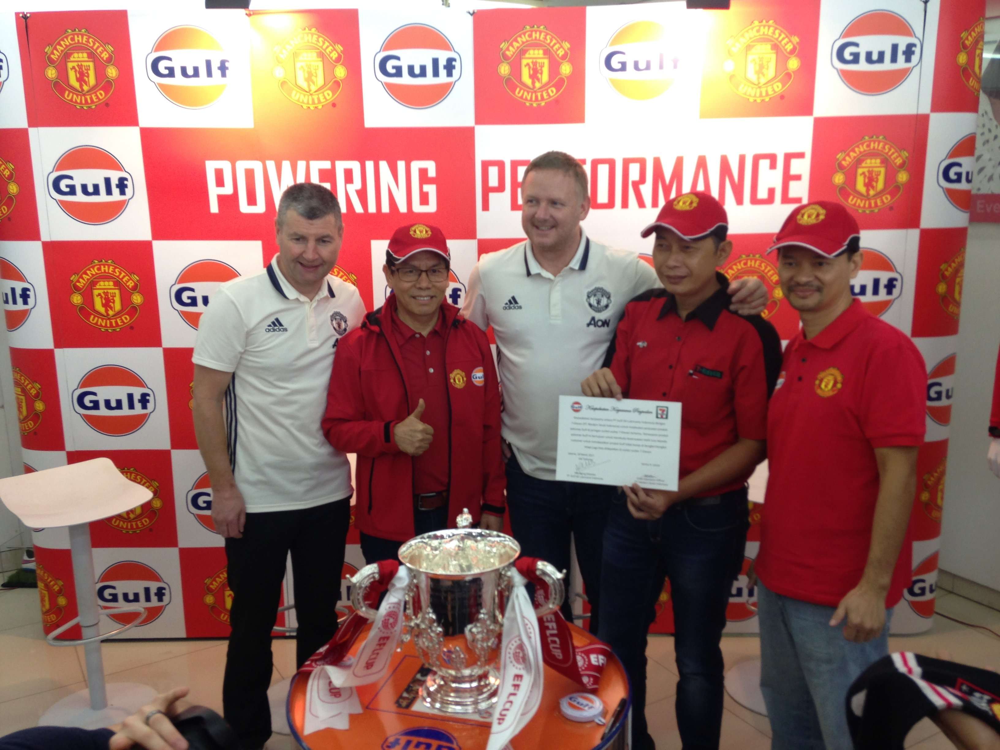 Gulf Oil Kini Bisa Dibeli di Seven Eleven Gulf Oil Kini Bisa Dibeli di Seven Eleven