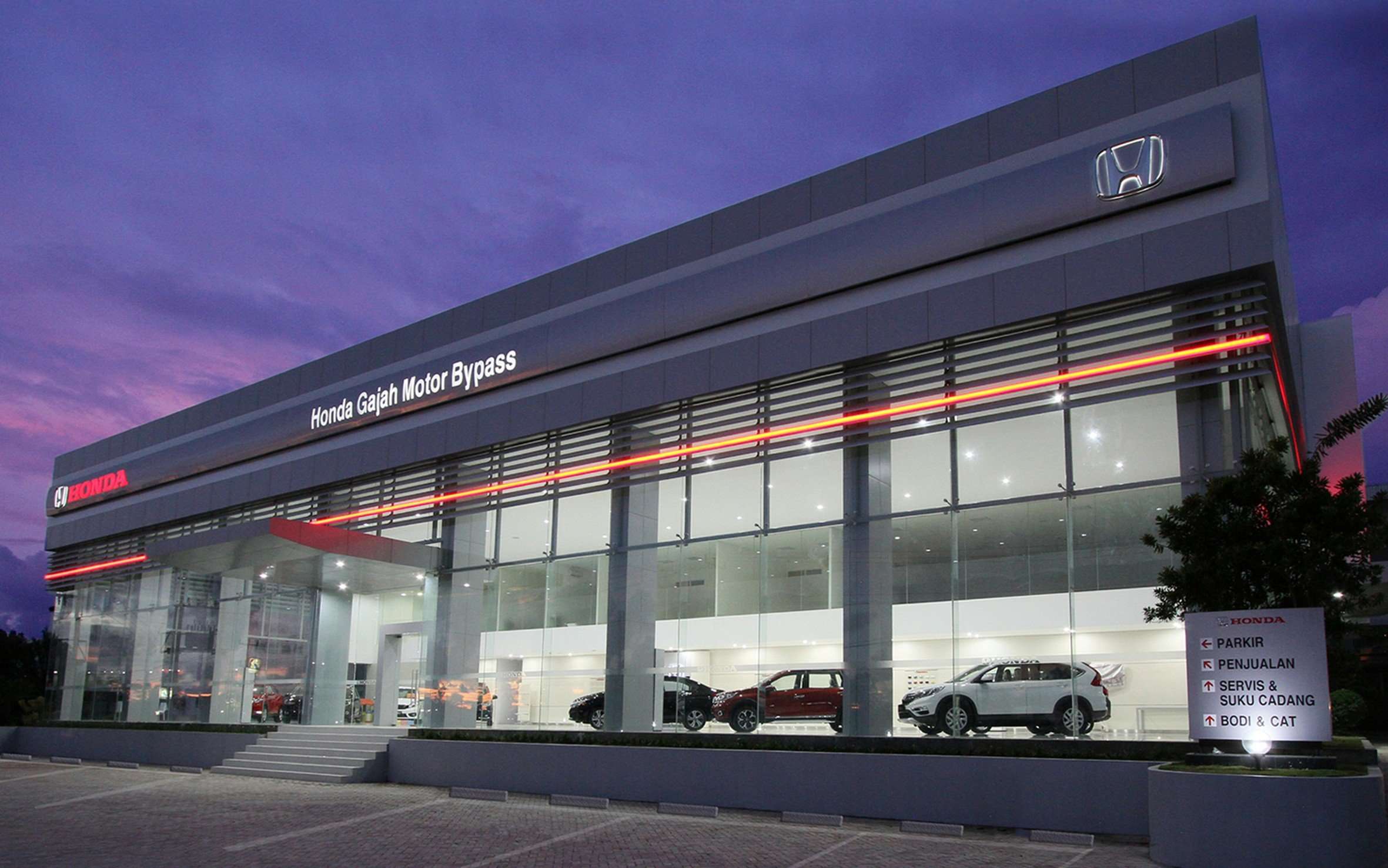 Honda Resmikan Honda Gajah Motor Bypass di Padang Honda Resmikan Honda Gajah Motor Bypass di Padang