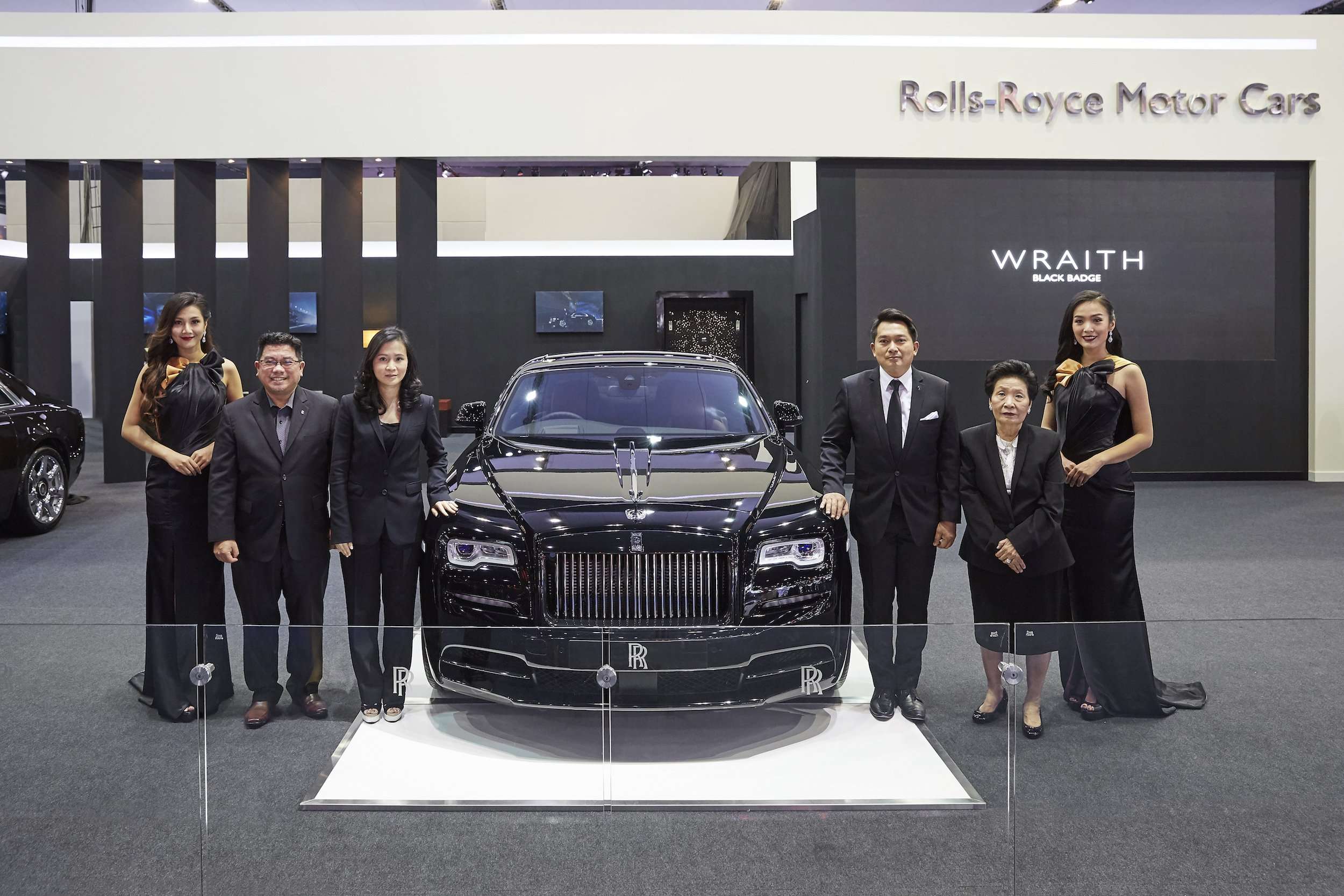 Rolls-Royce Black Badge Rilis di Bangkok Rolls-Royce Black Badge Rilis di Bangkok