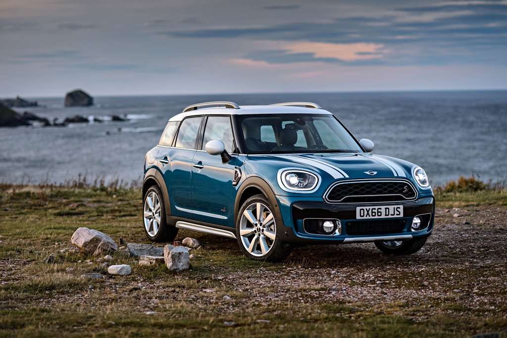 MINI Countryman, Mini yang Tak Lagi Mini MINI Countryman, Mini yang Tak Lagi Mini