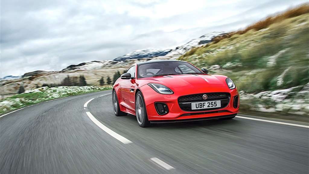 Jaguar Siapkan F-Type Empat Silinder Paling Bertenaga Jaguar Siapkan F-Type Empat Silinder Paling Bertenaga