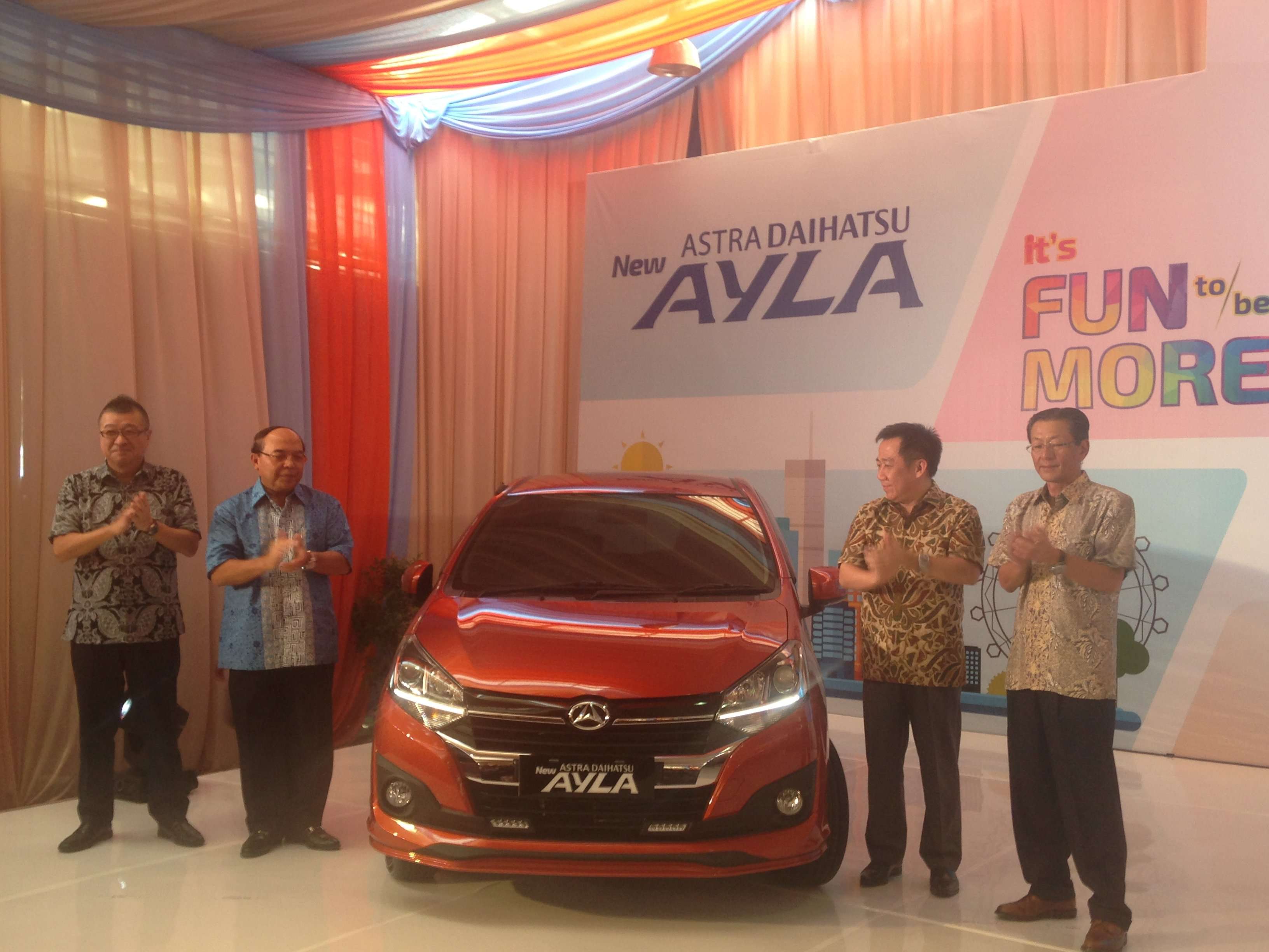 New Astra Daihatsu Ayla Resmi Meluncur New Astra Daihatsu Ayla Resmi Meluncur