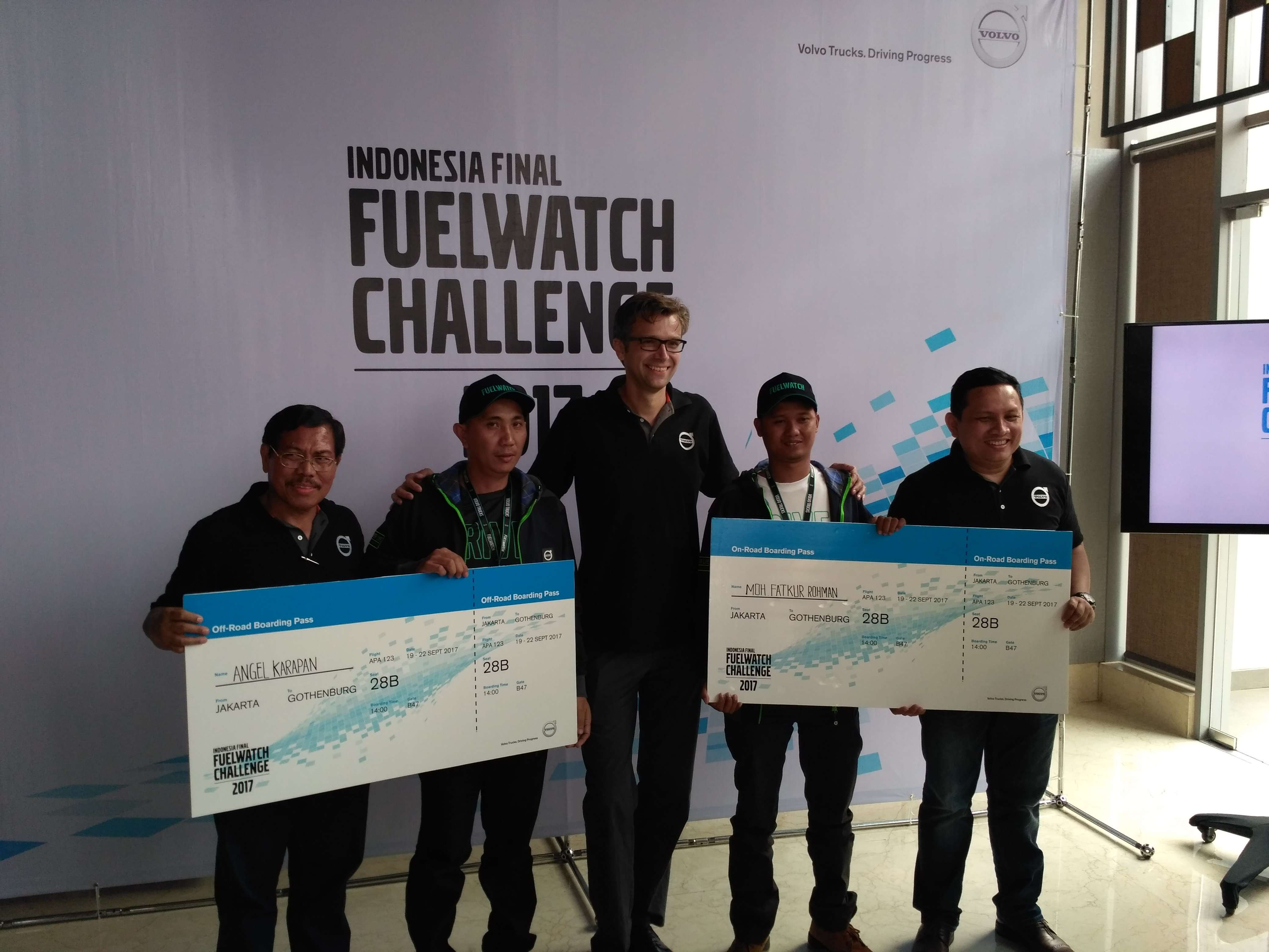Pemenang Volvo Fuelwatch Challenge 2017 Indonesia Siap Berlaga di Swedia Pemenang Volvo Fuelwatch Challenge 2017 Indonesia Siap Berlaga di Swedia