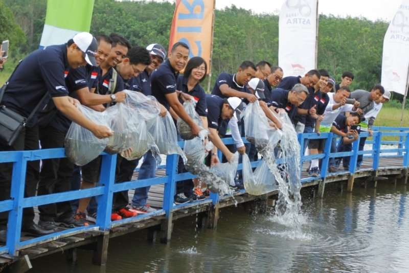 Astra Rayakan HUT ke-6 dengan Beragam CSR di Balikpapan Astra Rayakan HUT ke-6 dengan Beragam CSR di Balikpapan