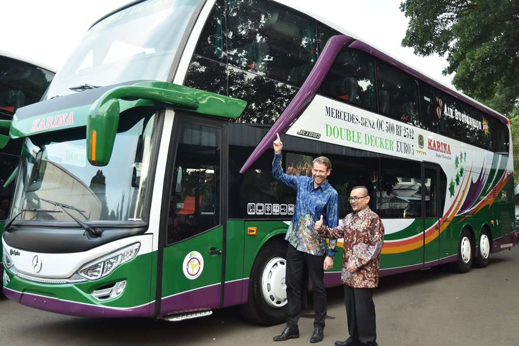 Lorena Siap Gunakan 12 Bus Double Deckers Baru Mercedes-Benz Lorena Siap Gunakan 12 Bus Double Deckers Baru Mercedes-Benz