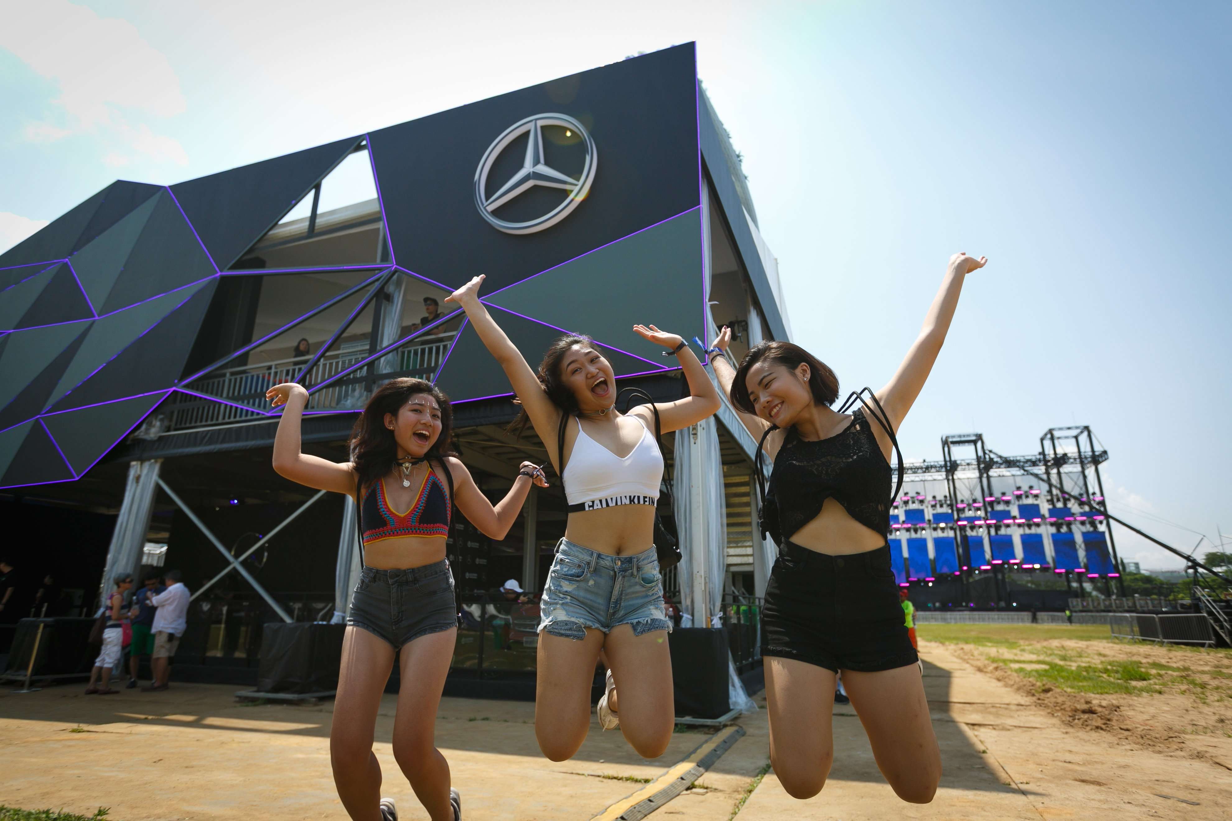 Serunya Ultra Music dan Kampanye Grow Up Mercedes-Benz Serunya Ultra Music dan Kampanye Grow Up Mercedes-Benz