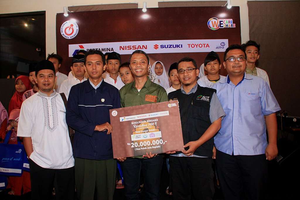 FORWOT Salurkan Donasi untuk Anak Yatim dan Dhuafa FORWOT Salurkan Donasi untuk Anak Yatim dan Dhuafa