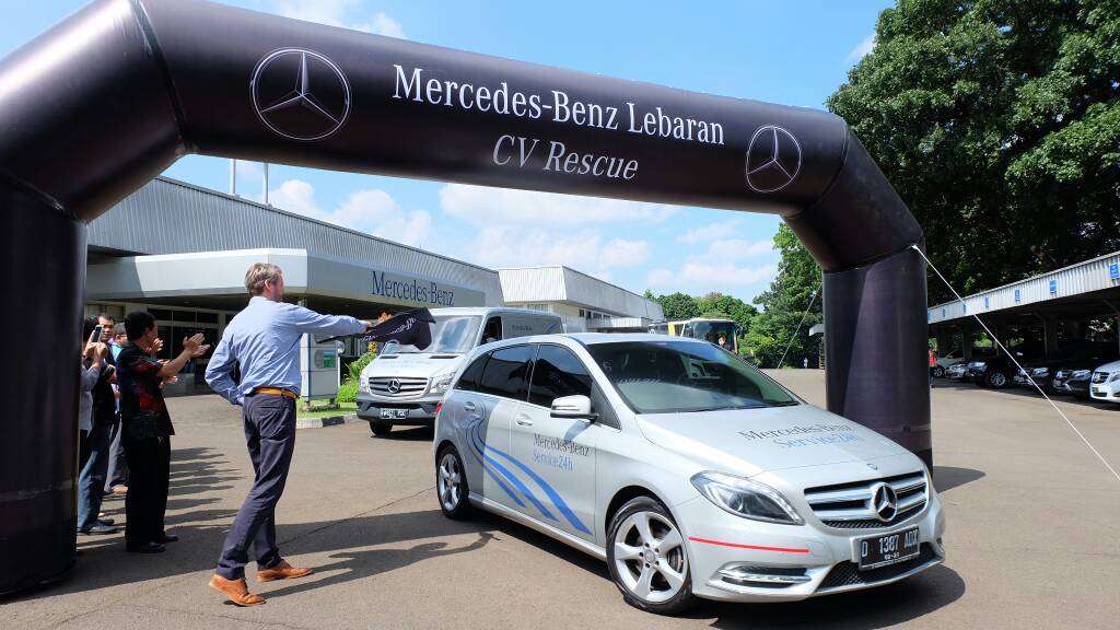 Mercedes-Benz Siaga 24 Jam Selama Lebaran Mercedes-Benz Siaga 24 Jam Selama Lebaran