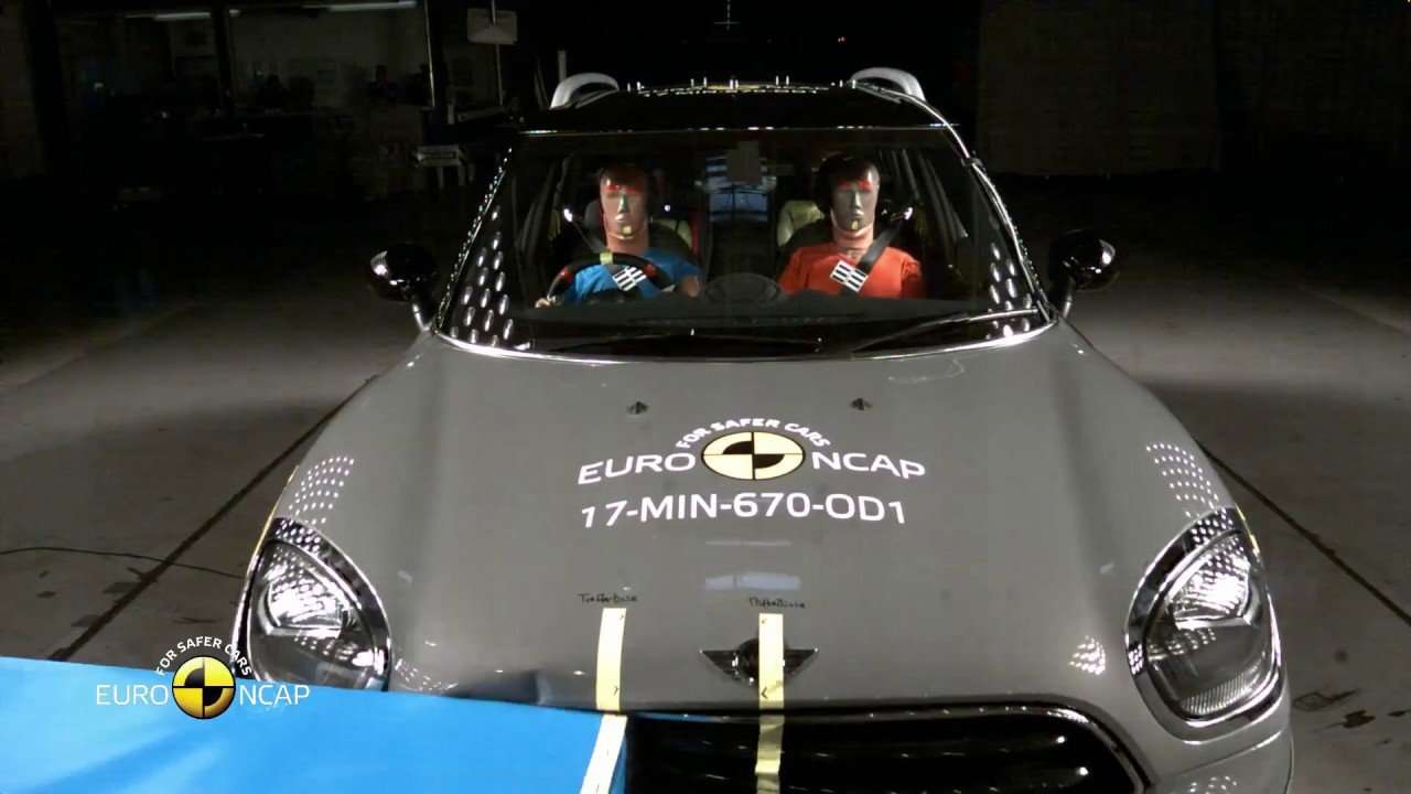 MINI Countryman Dapatkan 5 Bintang Euro NCAP MINI Countryman Dapatkan 5 Bintang Euro NCAP