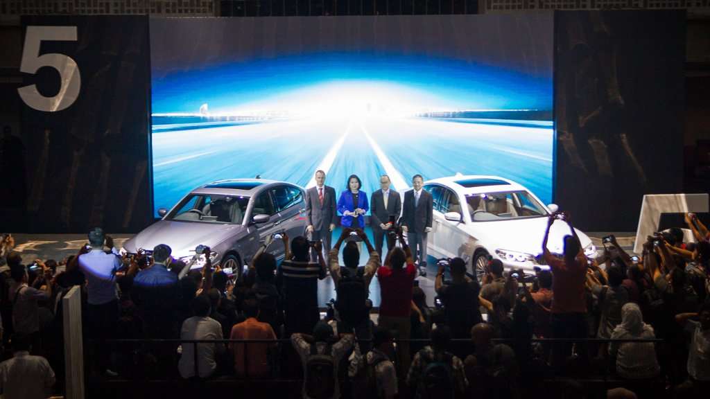 Apa Perbedaan BMW Seri 5 M Sport dan Luxury? Apa Perbedaan BMW Seri 5 M Sport dan Luxury?