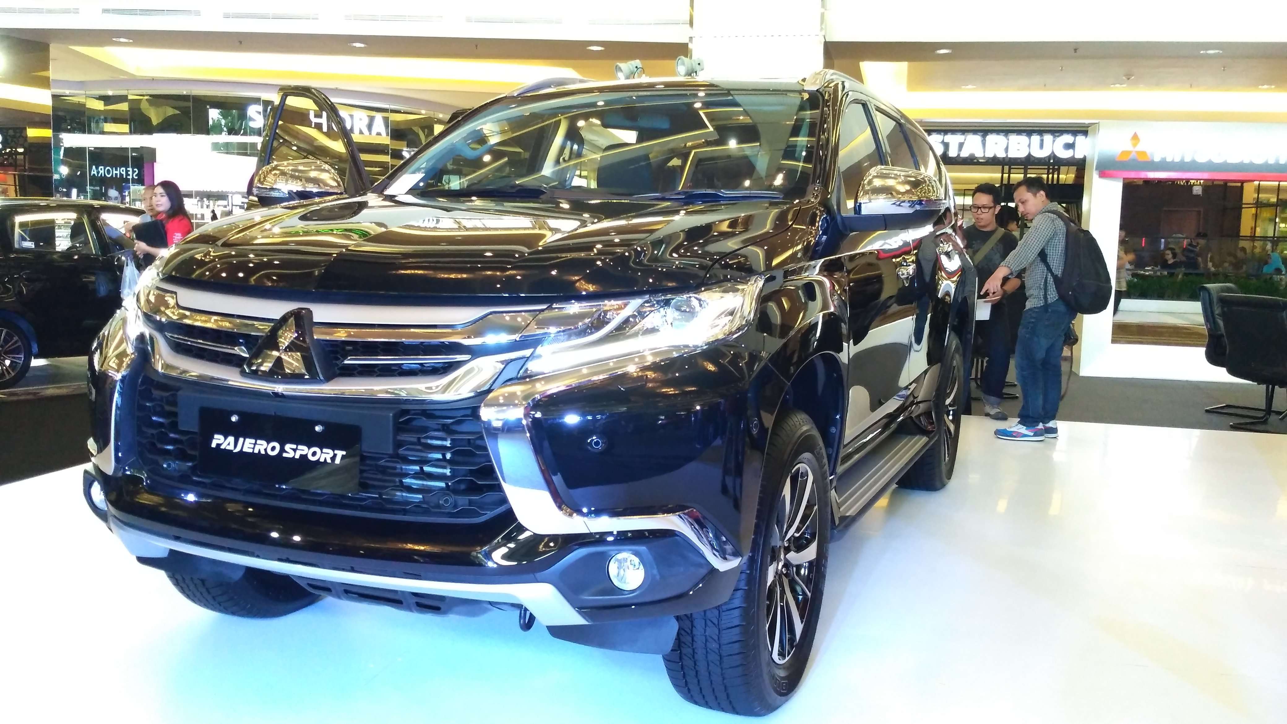 Ini Bedanya Pajero Sport Dakar 4x4, Pajero Sport Dakar 4x2 Ultimate dan Pajero Sport Dakar 4x2 Ini Bedanya Pajero Sport Dakar 4x4, Pajero Sport Dakar 4x2 Ultimate dan Pajero Sport Dakar 4x2