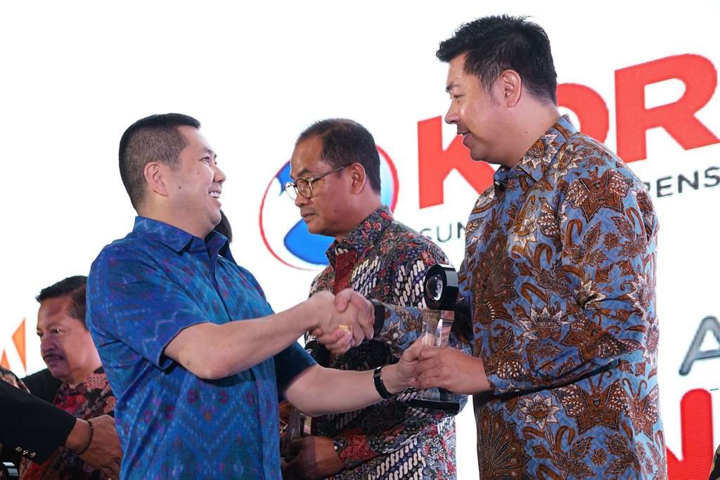 Mesin VTEC Turbo Raih Penghargaan Inovasi Mesin VTEC Turbo Raih Penghargaan Inovasi