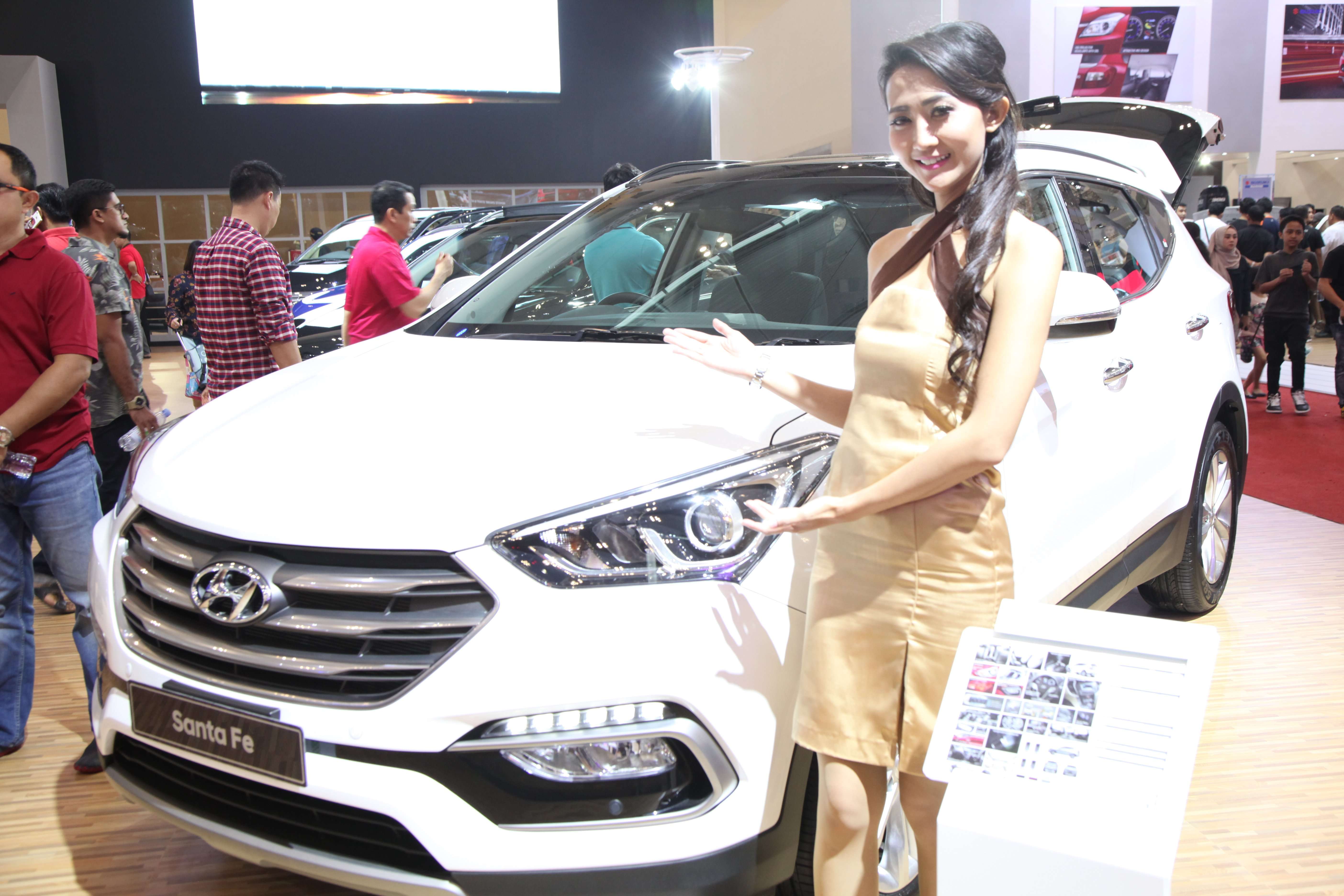 Ini Fakta Menarik Tentang Hyundai New Santa Fe di GIIAS 2017 Ini Fakta Menarik Tentang Hyundai New Santa Fe di GIIAS 2017
