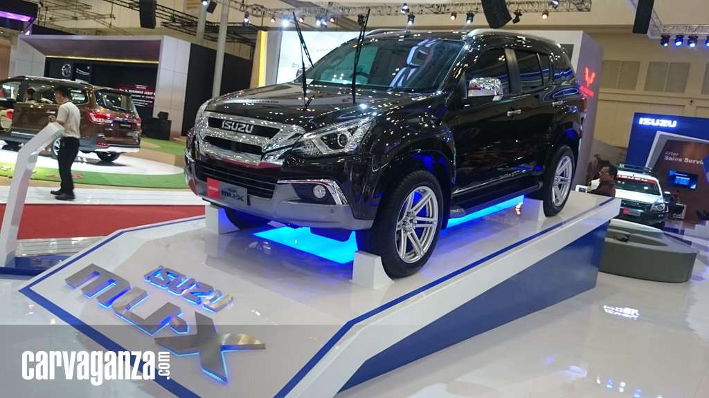 Sebanyak 700 Orang Mengetes Isuzu mu-X di GIIAS 2017 Sebanyak 700 Orang Mengetes Isuzu mu-X di GIIAS 2017