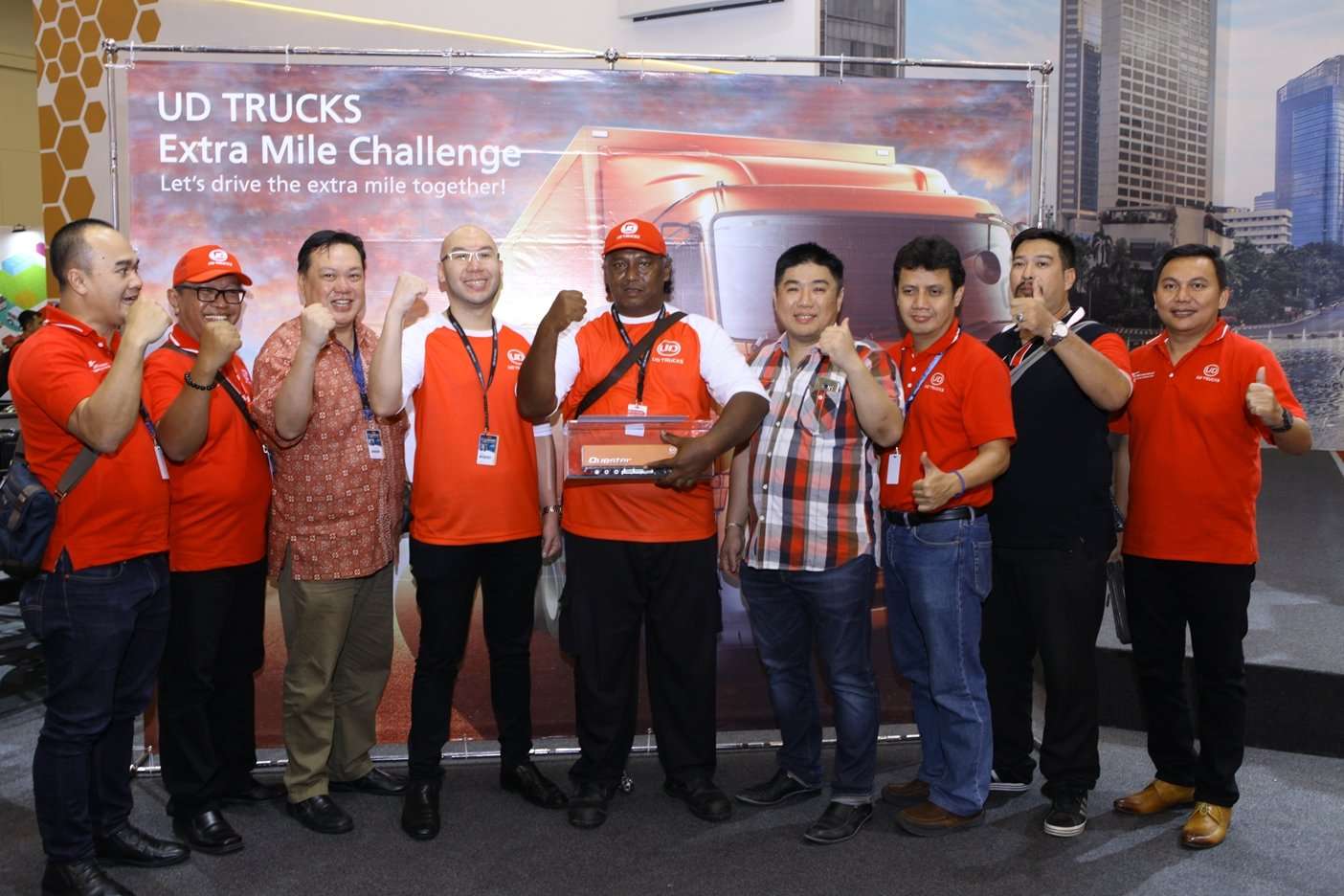 Jimmy Martin Tomasuwa Jawara UD Trucks Extra Mile Challenge 2017 Jimmy Martin Tomasuwa Jawara UD Trucks Extra Mile Challenge 2017