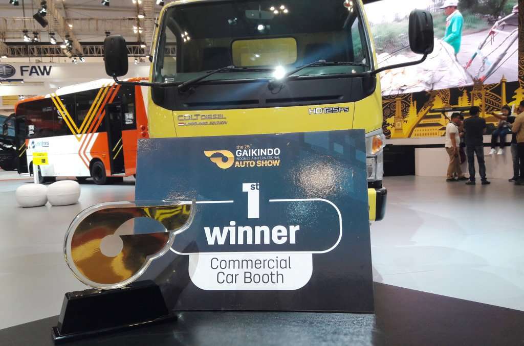 Mitsubishi FUSO Raih 2 Penghargaan GIIAS 2017 Mitsubishi FUSO Raih 2 Penghargaan GIIAS 2017