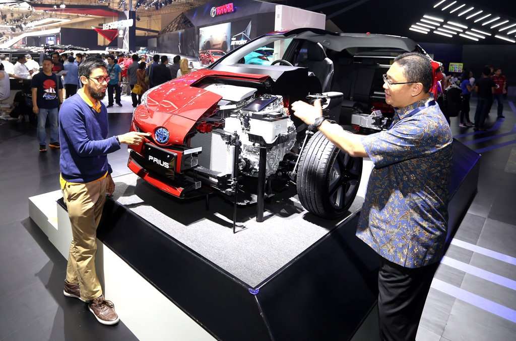 Toyota Bedah Teknologi Masa Depan Milik C-HR dan Prius Gen 4 Toyota Bedah Teknologi Masa Depan Milik C-HR dan Prius Gen 4