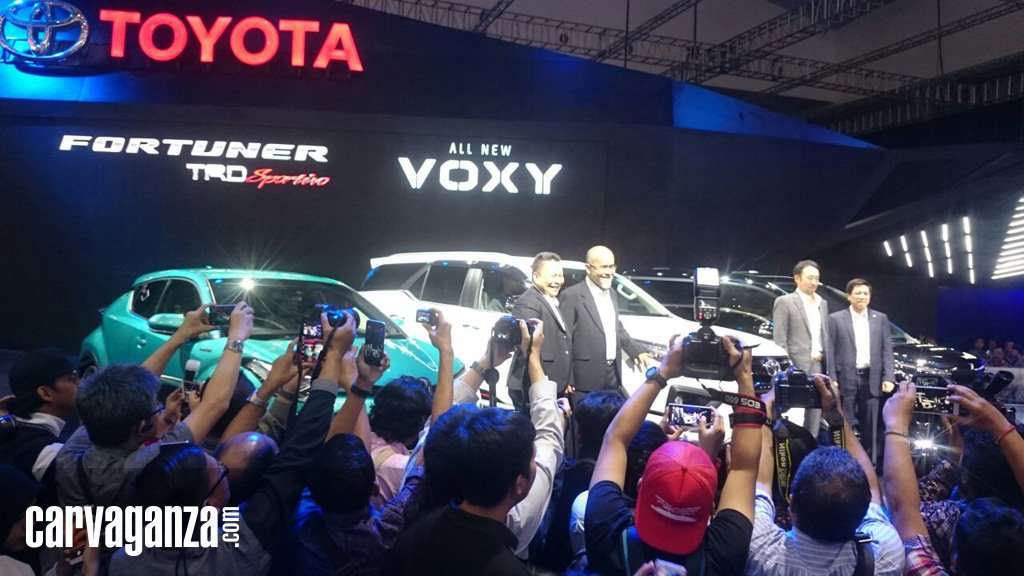 Toyota All New Voxy Umumkan Harga, Dijual Rp 446 juta Toyota All New Voxy Umumkan Harga, Dijual Rp 446 juta