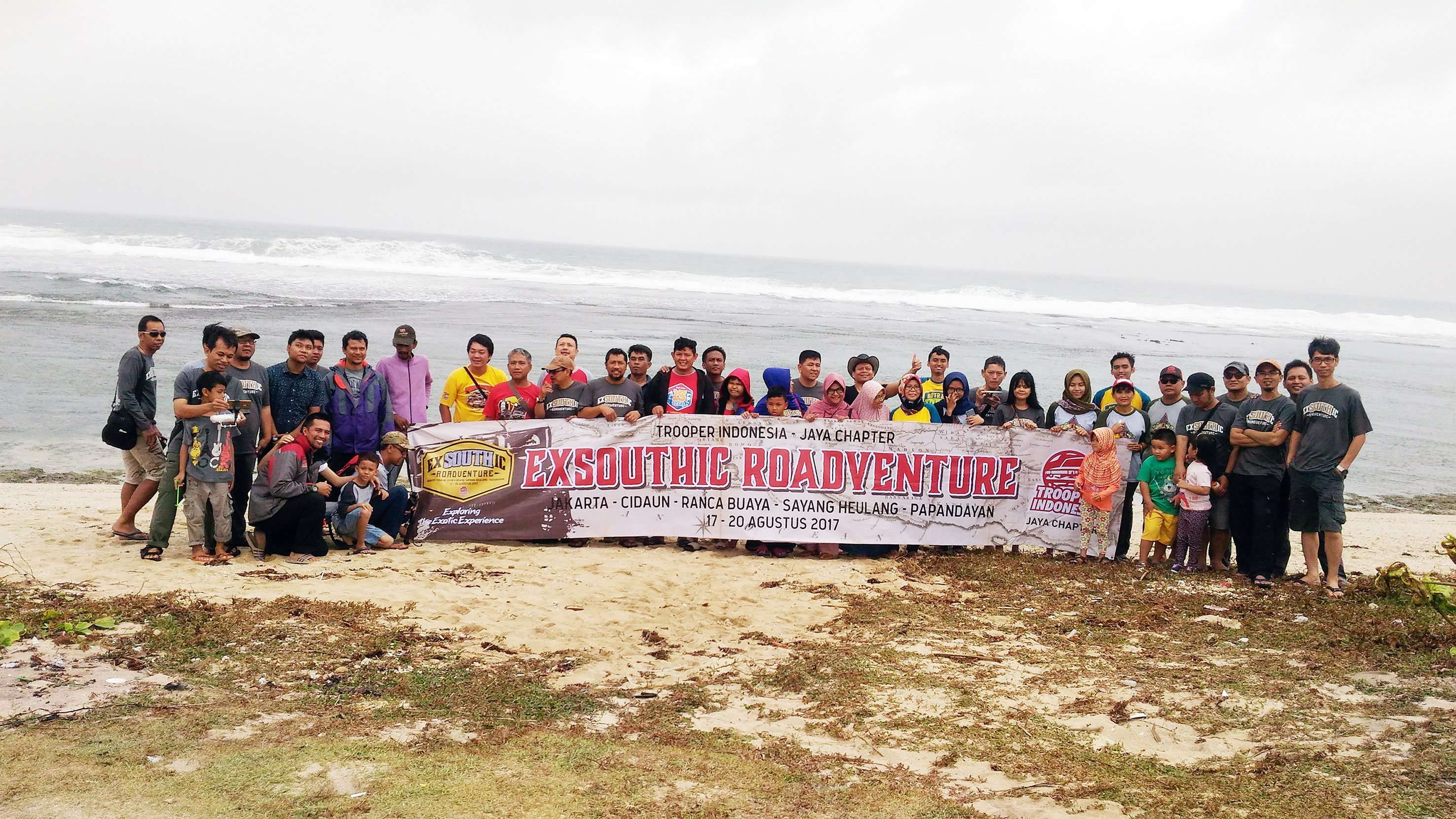 Komunitas Trooper Indonesia Touring Lintas Selatan Pulau Jawa Komunitas Trooper Indonesia Touring Lintas Selatan Pulau Jawa