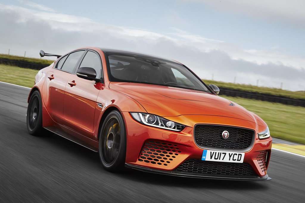 Jaguar XE SV Project 8 Dibanderol Rp 2,5 Miliar Jaguar XE SV Project 8 Dibanderol Rp 2,5 Miliar