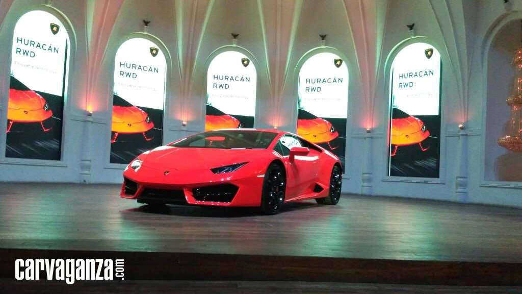 Lamborghini Resmi Memperkenalkan Huracan 580-2 RWD di Indonesia Lamborghini Resmi Memperkenalkan Huracan 580-2 RWD di Indonesia
