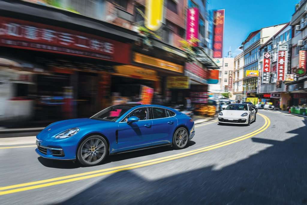 Porsche New Panamera, Two Worlds Combined Porsche New Panamera, Two Worlds Combined