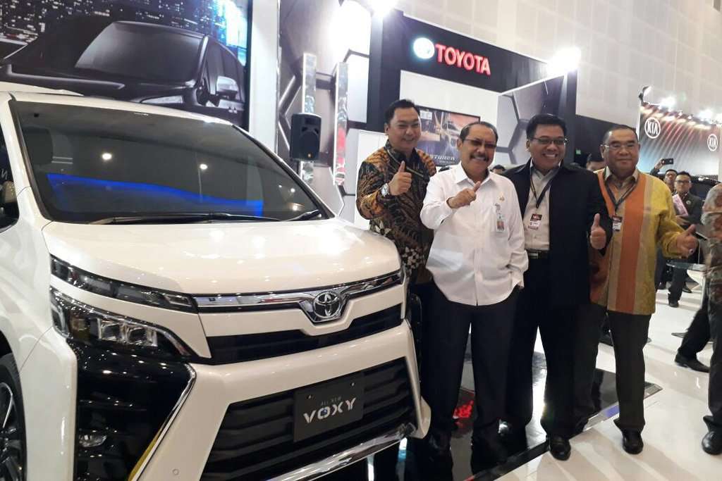 Toyota All New Voxy Sapa Surabaya Toyota All New Voxy Sapa Surabaya