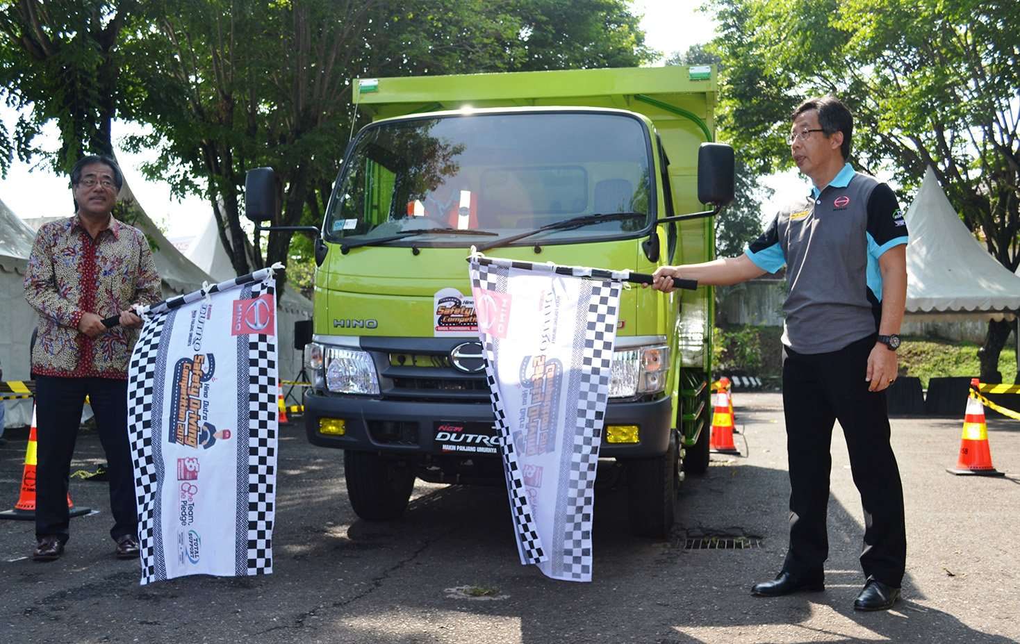 Hino Gelar Kompetisi Safety Driving untuk Pengemudi Truk Hino Gelar Kompetisi Safety Driving untuk Pengemudi Truk