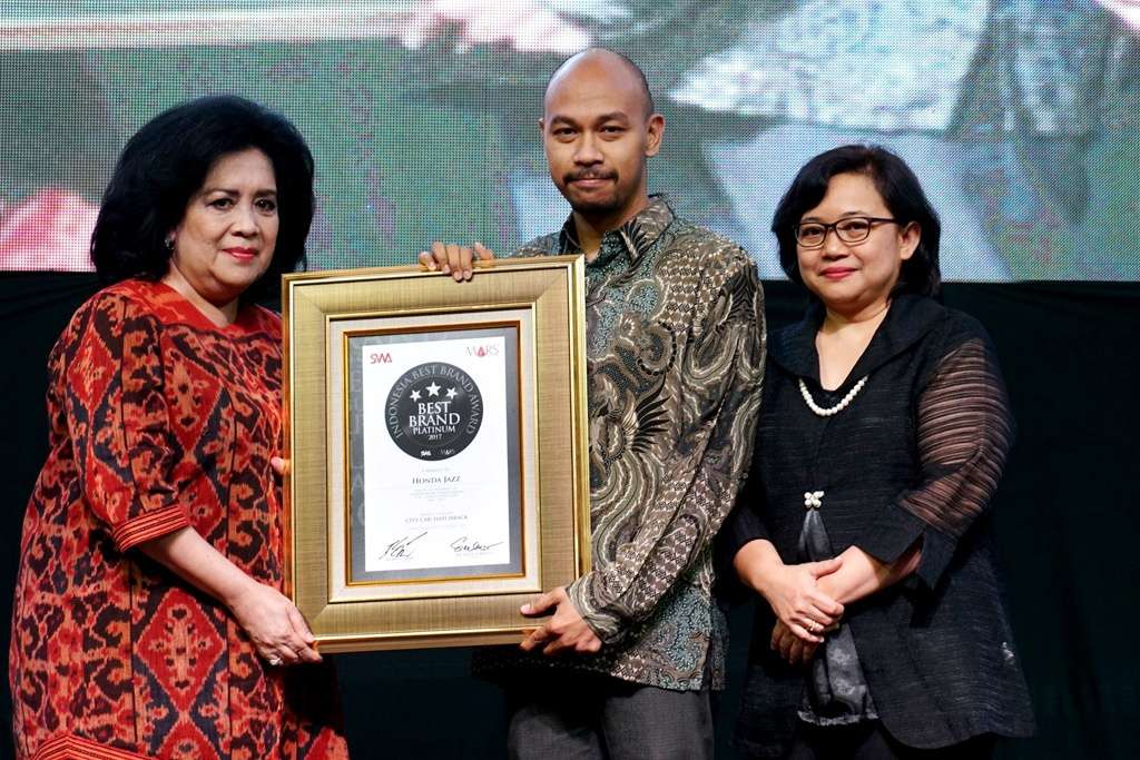 Honda Jazz Hatchback Terbaik Indonesia 7 Tahun Berturut-Turut Honda Jazz Hatchback Terbaik Indonesia 7 Tahun Berturut-Turut