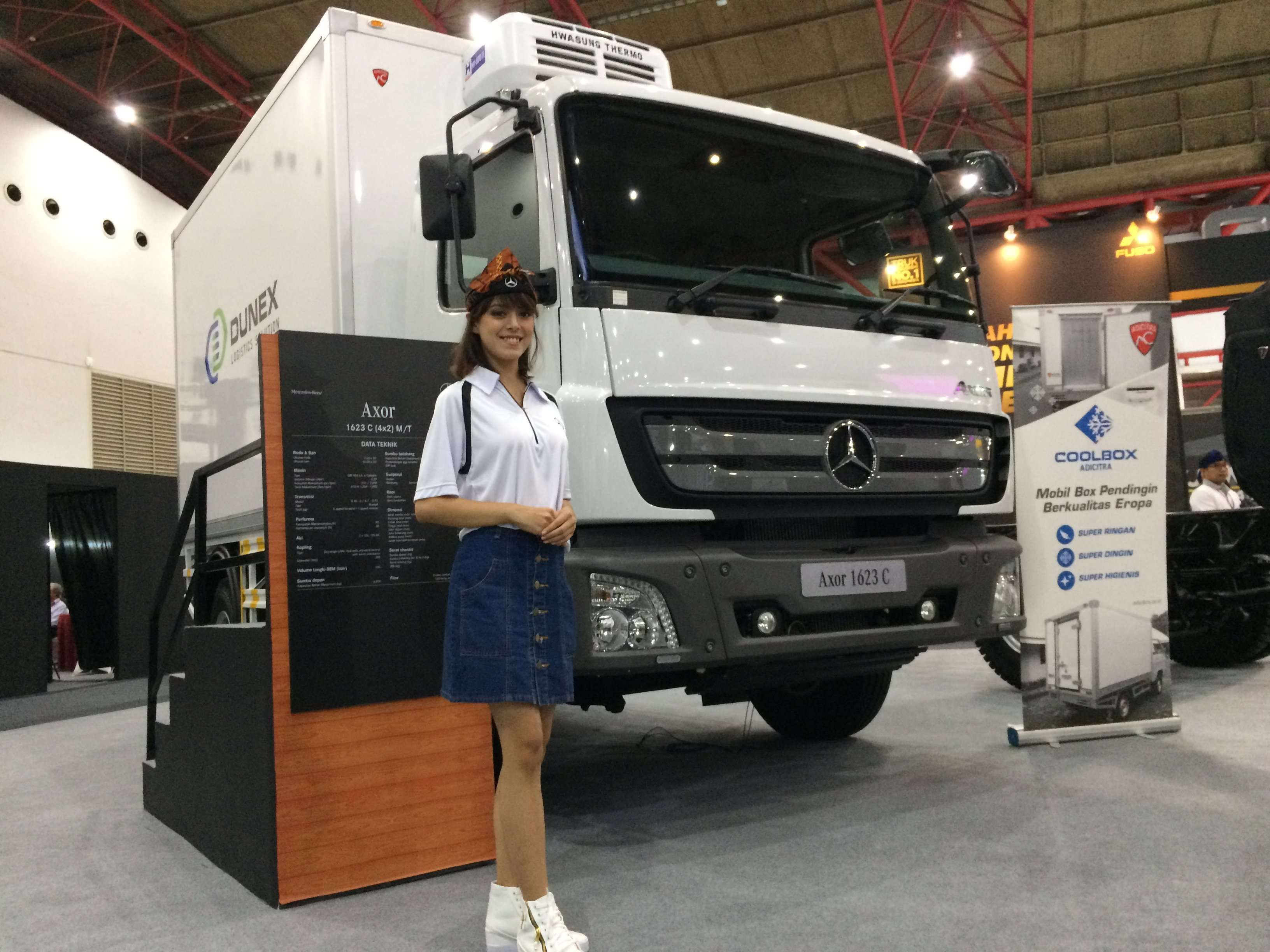 Mercedes-Benz Hadirkan Truk Axor Khusus Jasa Cargo Mercedes-Benz Hadirkan Truk Axor Khusus Jasa Cargo