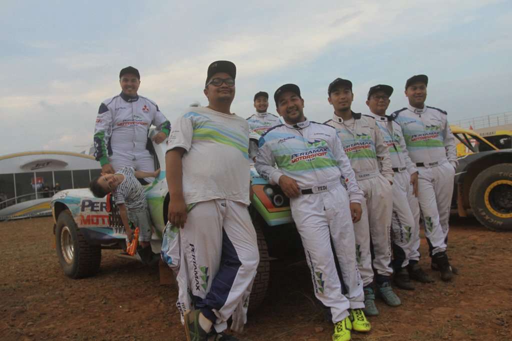 Para Punggawa Pertamax Motorsport Naik Podium di IXOSR 2017 Para Punggawa Pertamax Motorsport Naik Podium di IXOSR 2017